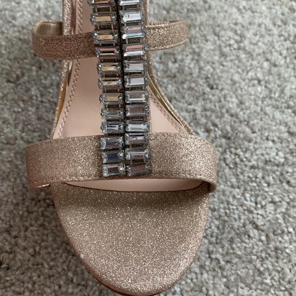 Brand New-Never Worn Glittery Rose Gold High Heels with Rhinestone T-Strap! - Picture 6 of 6
